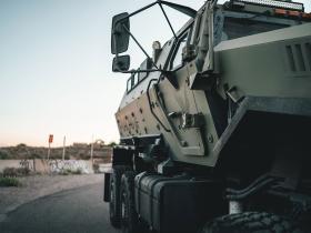 开展防空对抗演练