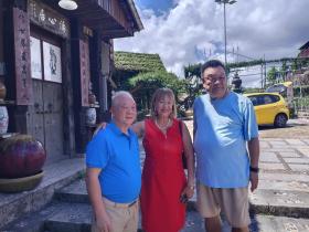 【亲情往来】多米尼加原总统顾问吴玫瑰为家乡题词