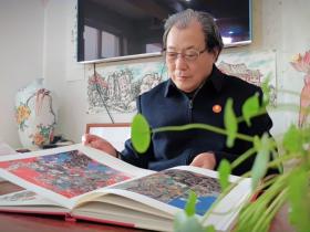 丹青“榴”韵——访著名画家石榴大使周长胜