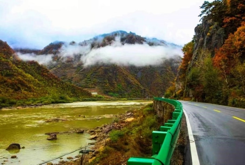 光影绘就边境风情 胡佑民摄影作品双获殊荣-图片4