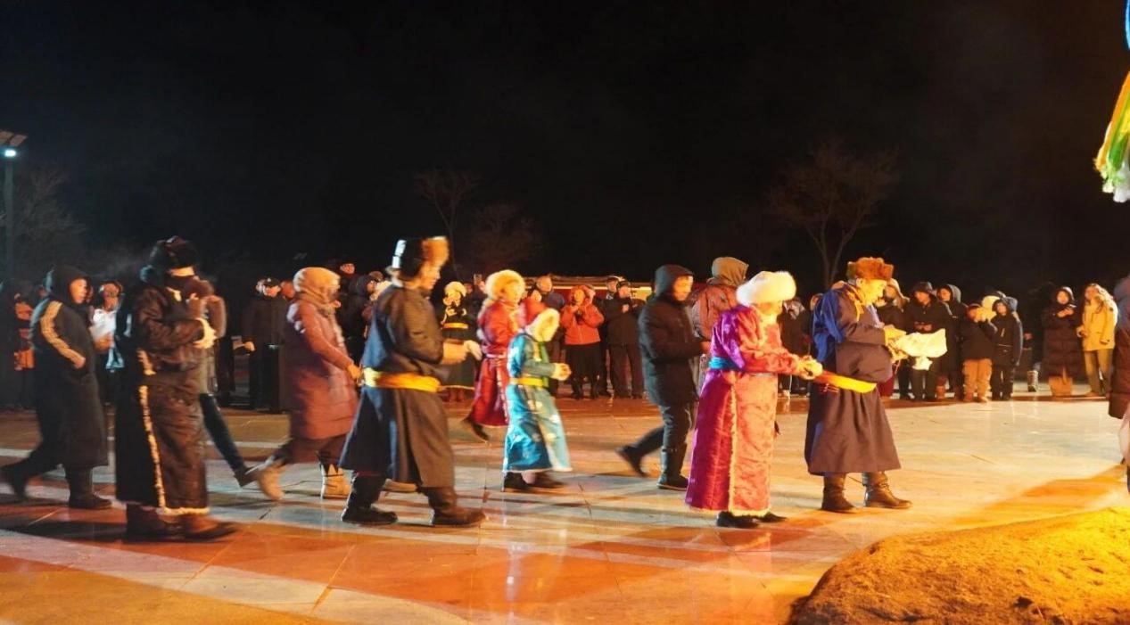 “歌游内蒙古·欢乐正蓝旗” 2026浑善达克冰雪季即将燃情启幕-图片13