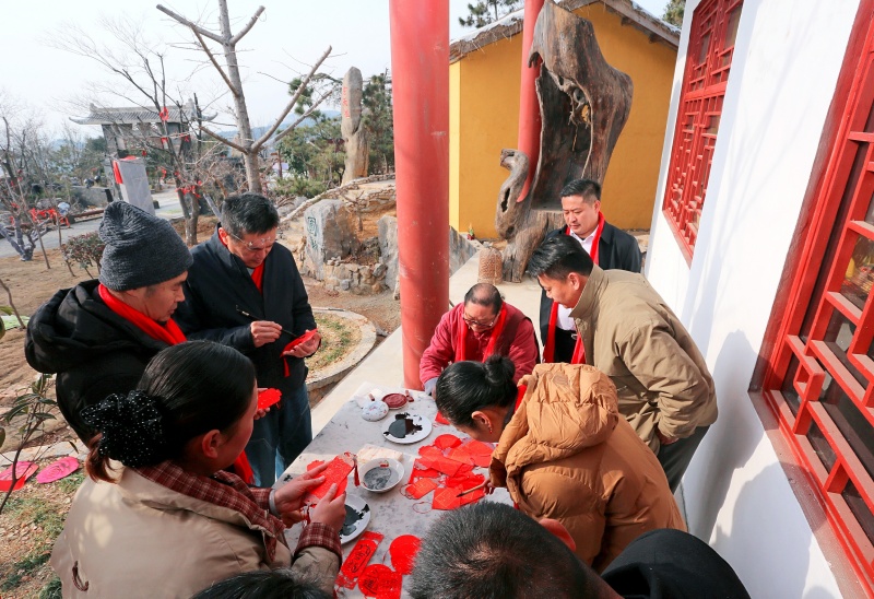 书画寄情贺新岁，笔墨祈福财神山  ——首届屏山民俗文化节书画笔会启幕-图片4